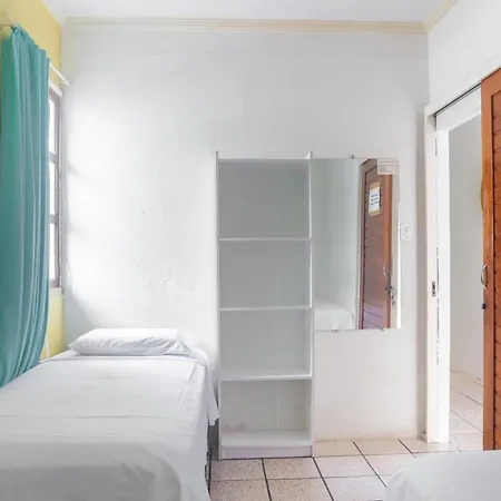 Oyo Pousada Nossa Casa - Varjota Hotel