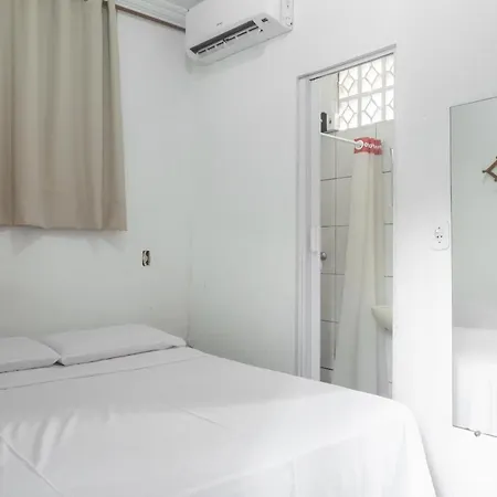Oyo Pousada Nossa Casa - Varjota Hotel 3*